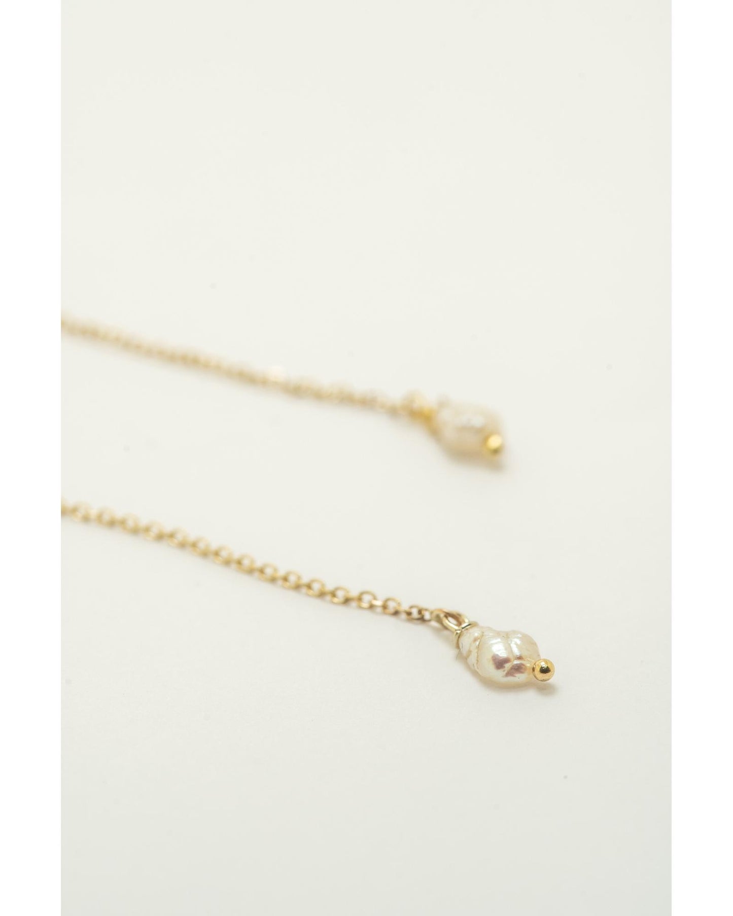 Dangling Pearl Earrings