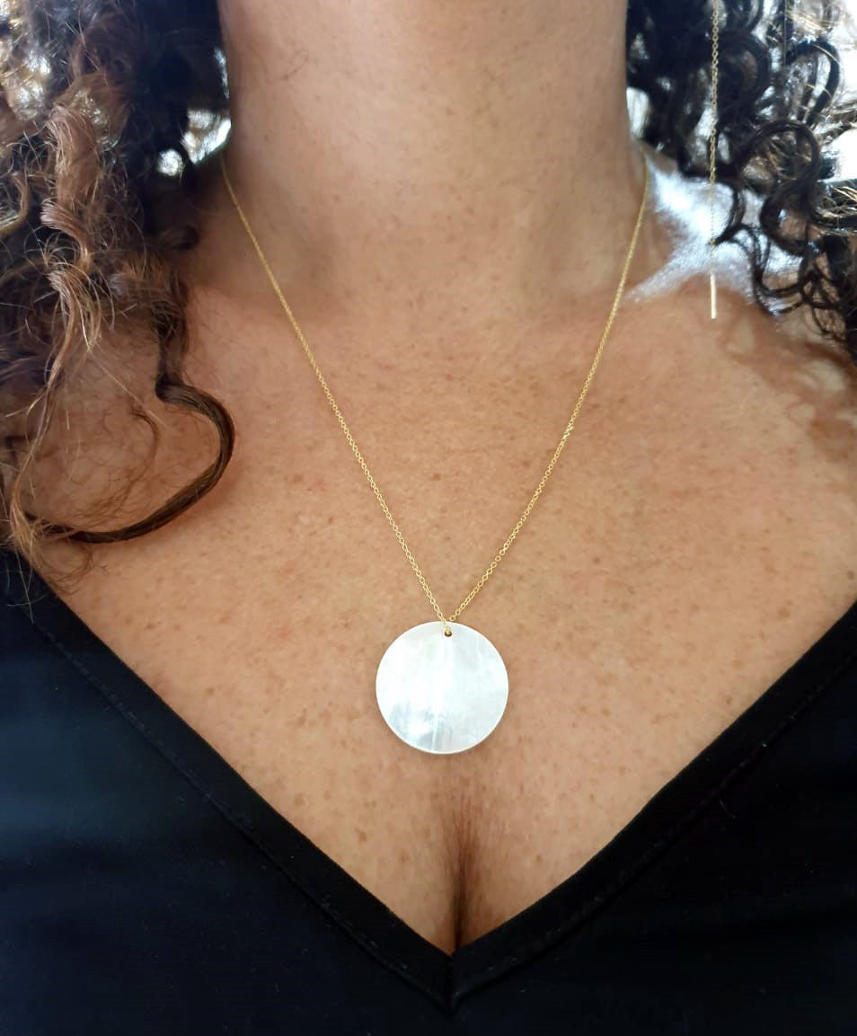 Mother of Pearl Disc Necklace
